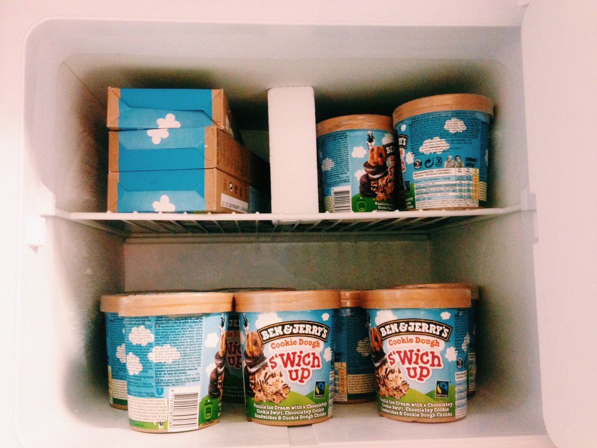 Houseofexp's tweet photo. Free ice cream = best-day-EVER. Thank you @benandjerrysUK and @Deliveroo #wichbreak <3 https://t.co/1yFcU7VfQN