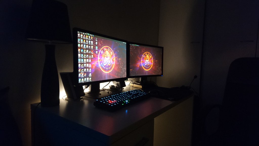 Zaggetsu's tweet photo. Mun setuppi on aina #EZ4ENCE #ROGchallENCE https://t.co/anMxOA2q9M