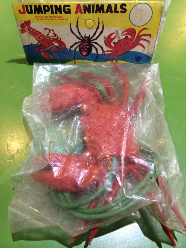 宮越館長 コンプｒｅｘ編集部 駄玩具 ゴム生物の仲間 大蛇 ジャンピングアニマルズ カニ さんだよ ゴムヘビは人気の香港製なり いきの良いゴム仲間を増やそう