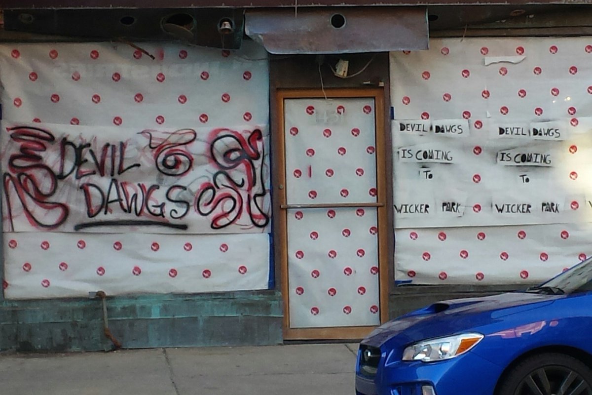 Alisa_Haus's tweet photo. BREAKING: Devil Dogs coming to #wickerpark https://t.co/BOm6VlOhnX https://t.co/T691FOjzGX