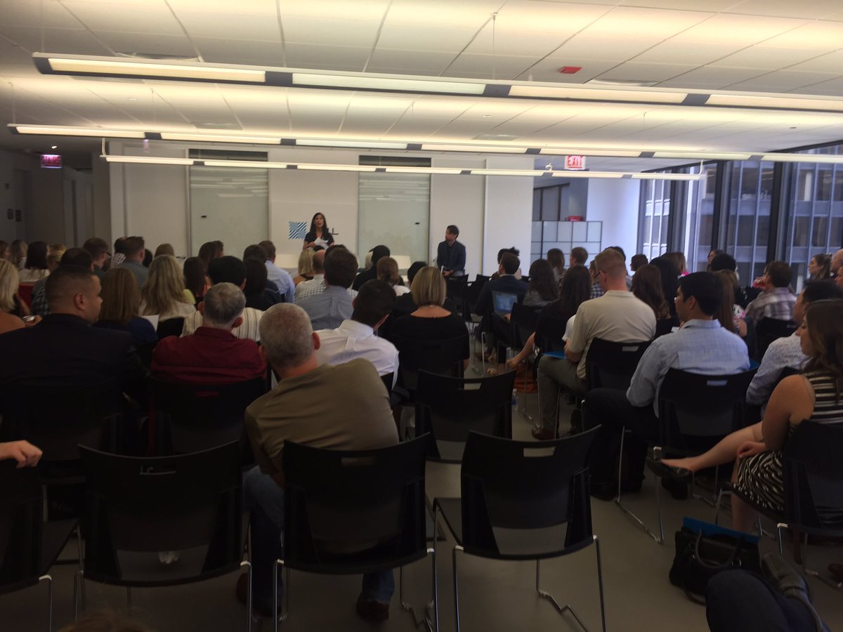.@VML Chicago #SMDAY kickoff.  Nice crowd!