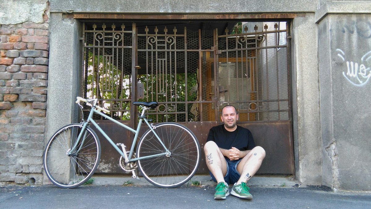 indog's tweet photo. It's better that we build on the dreams in our own world. #streetsofskopje #celebratelife #skopje #ridetolife https://t.co/wU3klUyITJ