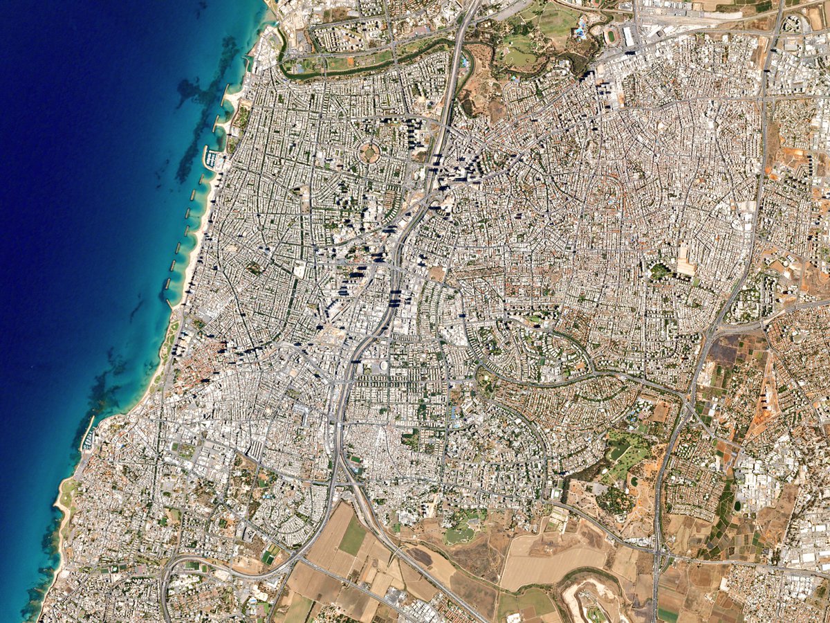 OsirisLabs's tweet image. White City, #TelAviv, #Israel — 2016 | #EarthFromSpace #SatelliteImage #PlanetLabs