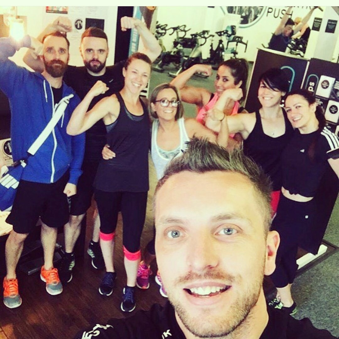 misskarriep's tweet photo. final day on #myabsolution 30 days of hell but worth every drop of sweat and tears -  #squad https://t.co/AoD7o23oH9