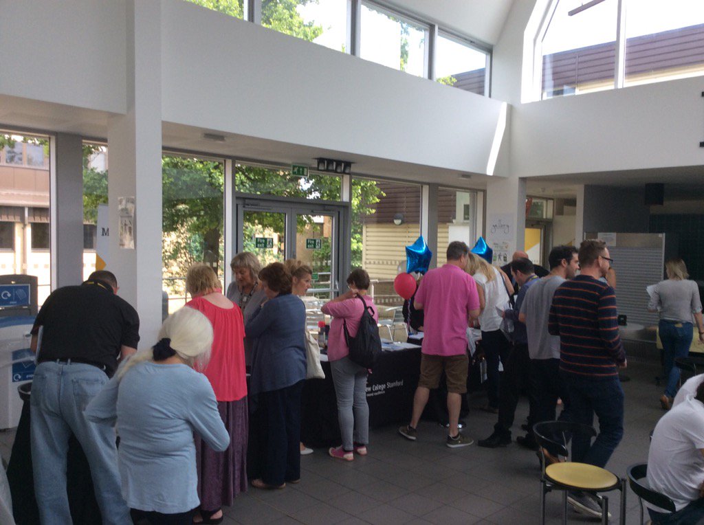 RachelJNicholls's tweet photo. Teaching, learning and assessment market place as part of #ncsstaffdev staff sharing ideas @NewCollegeStamf https://t.co/5lrj31m7R2