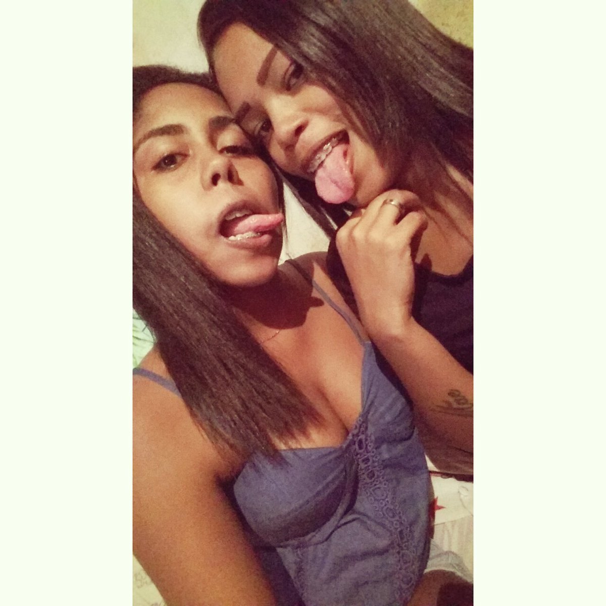 MayaraMascaren3's tweet photo. Brigamos por tudo, não nos separamos por nada!!!! #minhatia #souabebêdela #temqaturar @cnunnes10 https://t.co/8aV3ZXB4jd