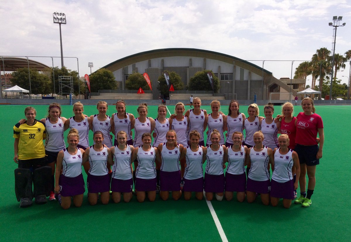 ScottishHockey's tweet photo. Just in from Alicante - Scotland's women team photo. #Scotland #Hockey https://t.co/GKFwEDCWFS