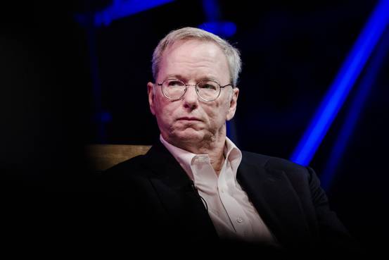 SolarPowerCrowd's tweet image. Alphabet Looks to Wirelessly Connect Homes to Internet wsj.com/articles/alpha…