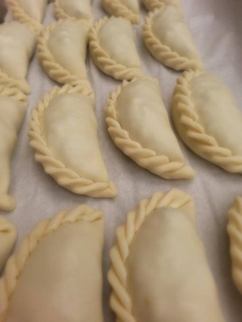 MapleAve147's tweet image. Bring Maple Ave to your BBQ. Offering a great wing and empanada take out deal for the 4th: eepurl.com/b74zFf