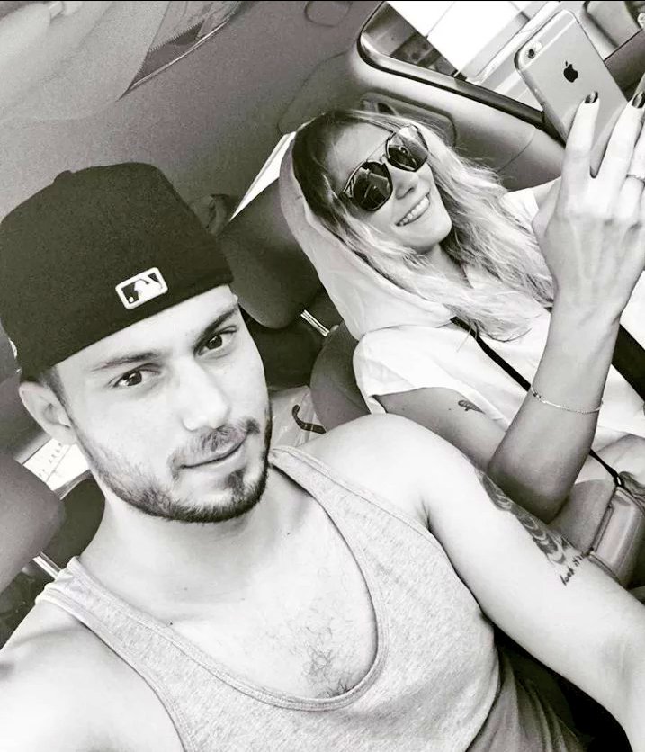 Hayata gülümseyen birini seviyorum 💋💋 #kısmetseolur