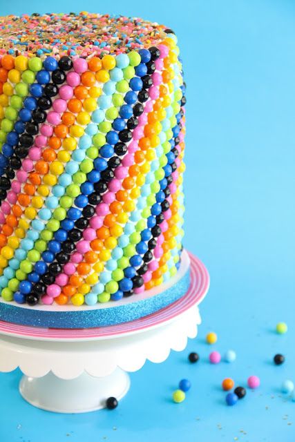 CelebrationFrey's tweet image. Hello Twitter! Happy #SocialMediaDay!  Follow us to stay up to date on your favorite colorful confectionery brand :)
