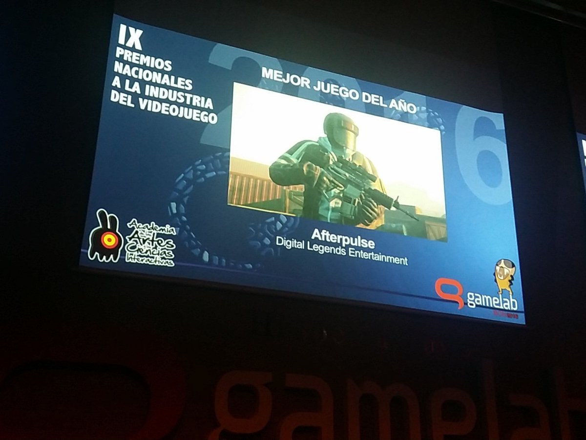 gamelab's tweet photo. El juego del año va para : Afterpulse de @Digital_Legends ! Felicidades! 

#gamelab16 https://t.co/MAyhImTxBU