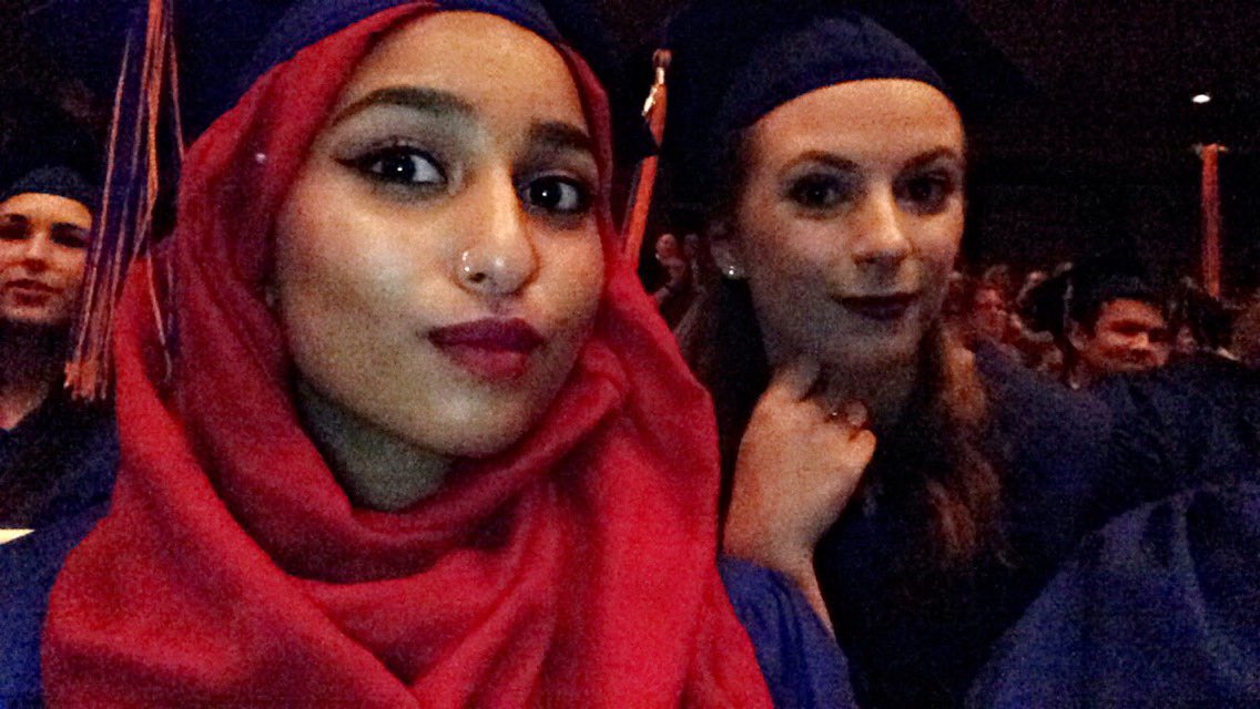 ramshasidd's tweet photo. #graduation2k16 🎉🎓 https://t.co/sUmzSkIsxq