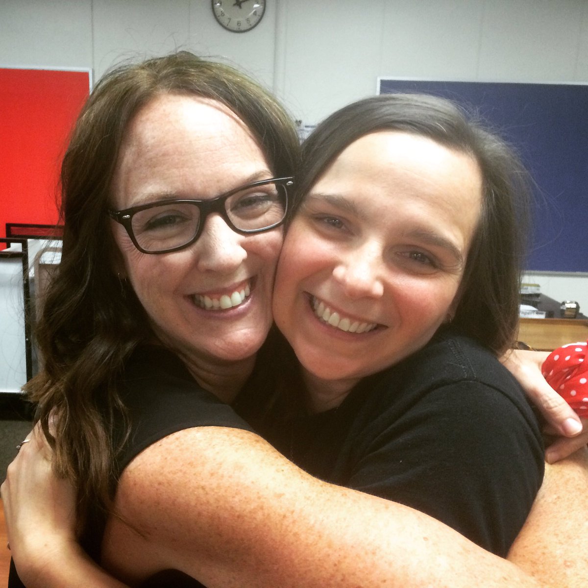LBPguidance's tweet photo. #hugzone @LBPLibrary https://t.co/GSimqAHbcF