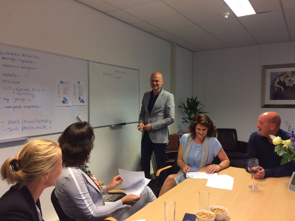 Gerechtsdeurwaarders <a href="/EvertsBekman/">EvertsBekman</a> geven tips &amp; tricks. Interessante #kennissessie over risico non-betaling facturen