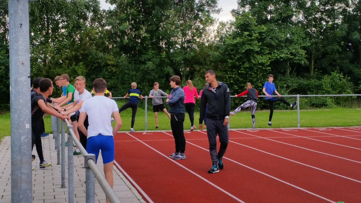 TPerform's tweet photo. Te gast bij #avspirit supersprinter @jorentromp #adidas #STAPteam https://t.co/HG3npRr9Be