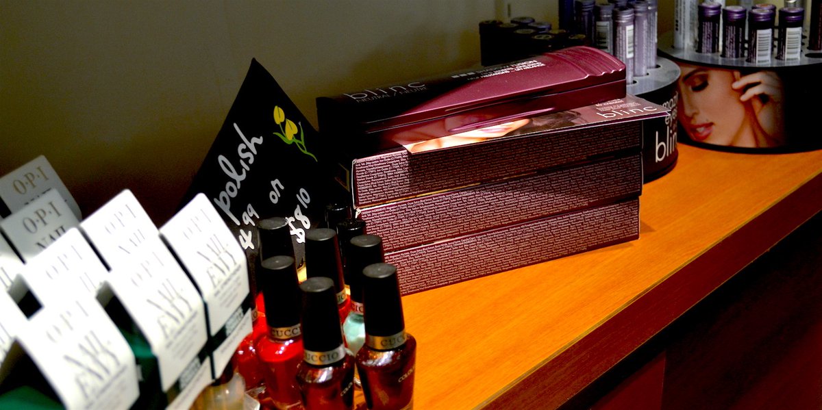 joseph_anthonys's tweet image. Are you #shortontime or need to do some #athome #touchups? We sell our #professionalproducts at #josephanthonys.