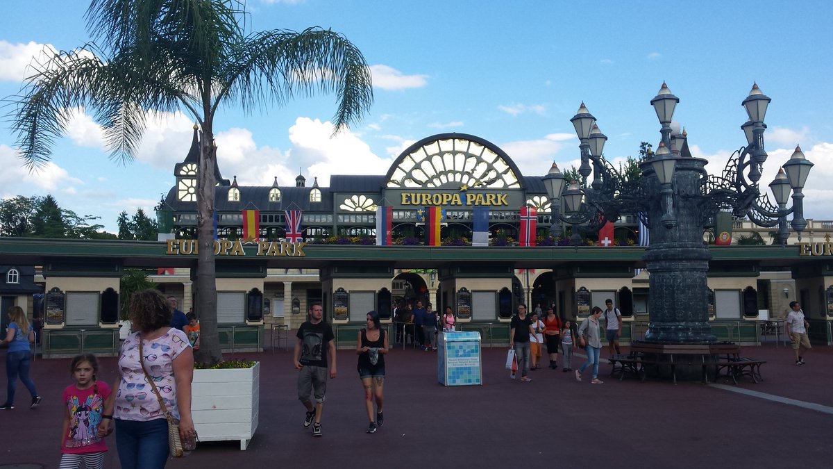 sebastinger's tweet photo. Nice day at the #Europapark https://t.co/fVSuz66fOp
