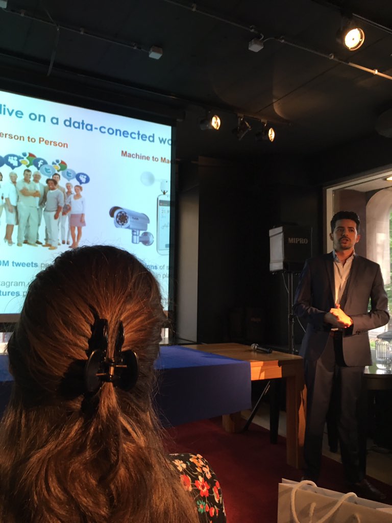 S_Brone's tweet photo. We won the first place in the ie university big data challenge! #kpmg #KPMGBE https://t.co/4AdviU6hrD