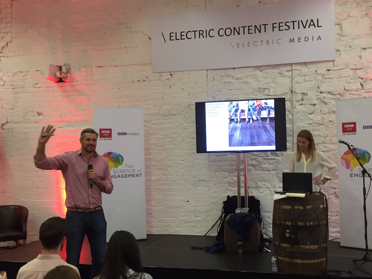 Packed_HouseIRE's tweet photo. Lee &amp; Margarida from @outbrain talking data #ContentFestival https://t.co/p88YkAVL9i