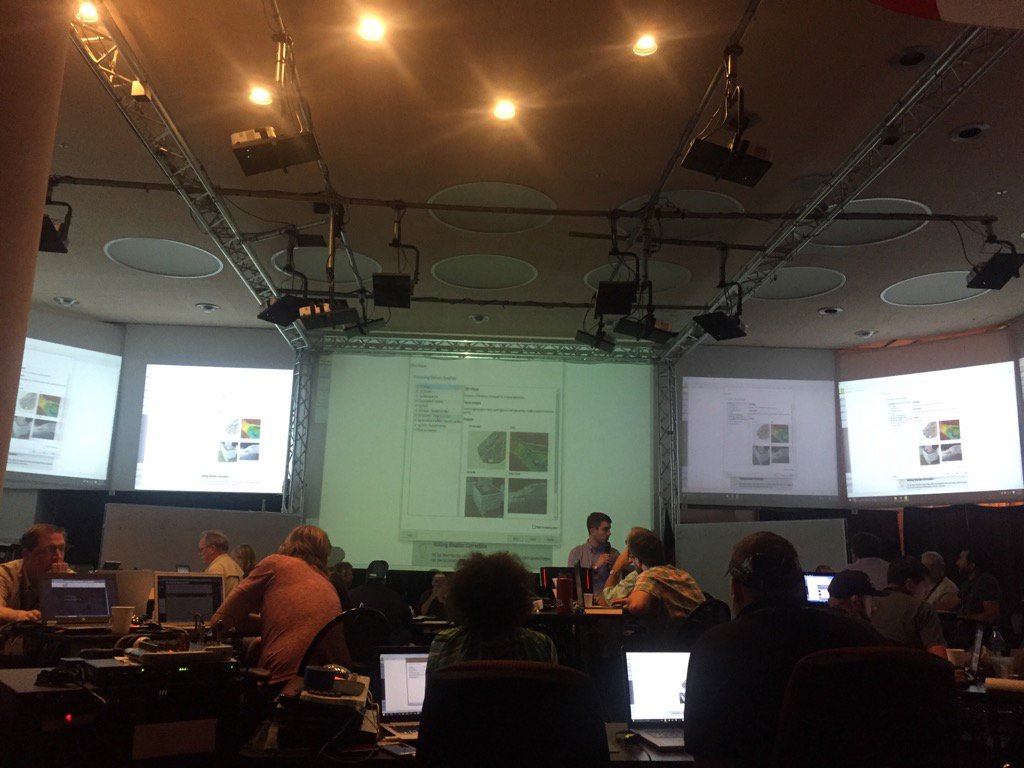 nmaggikelly's tweet image. Excellent full day @pix4d training for #drones for @ucanr #fullupwithinfo #igis