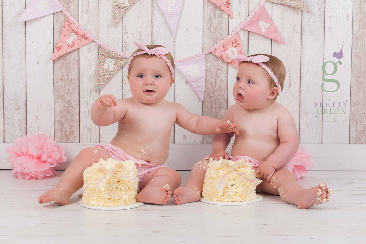 Double Trouble! #Twins #CakeSmash #StHelens #photography. Amazing Cakes supplied by <a href="/cakesbydesignnw/">CAKES BY DESIGN.. KELLY CAKES</a> ... Thank you x