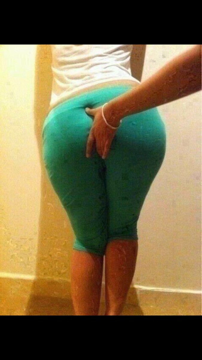 احح اختي قماطت ع يدي تقول كيف حاره وغرقانه احيه 💦💦🔥🔥👅👅