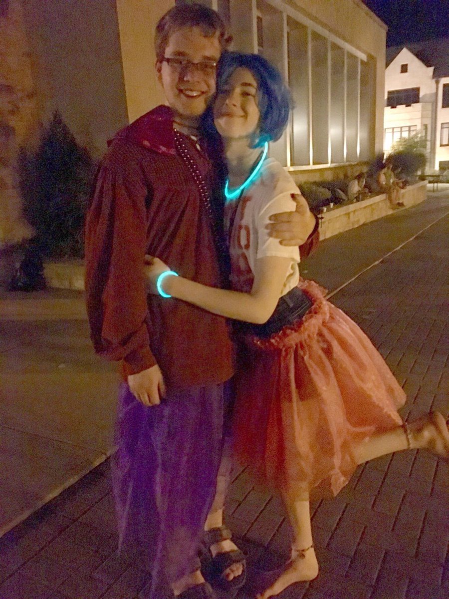 Danielmsoho's tweet photo. Got to dance with this beautiful young lady last night!!!! <3 #datute16 #fearlessfaith #institute2016 https://t.co/62FBstT1Wa