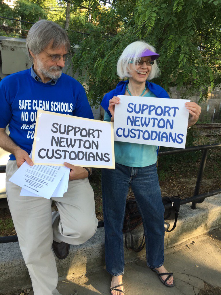 ProgressiveNewt's tweet image. At Newton Centre T. Support #SafeCleanSchools #NoOutsourcing