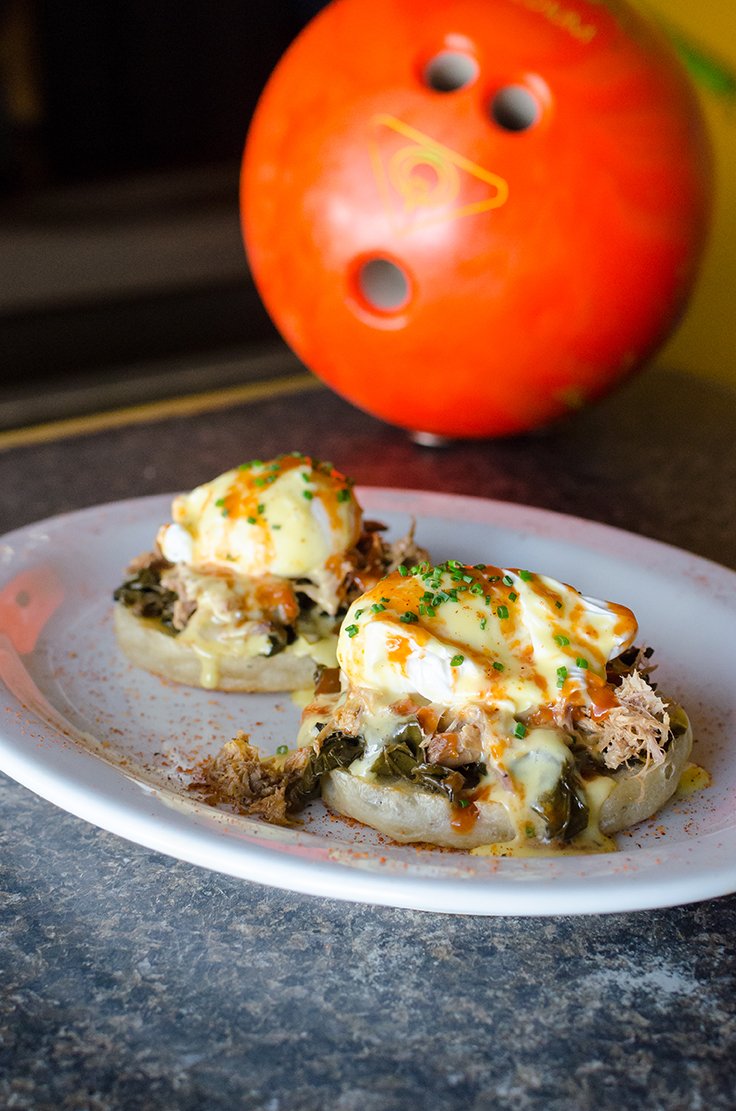 TheAlleyChas's tweet photo. Only thing that could make this day better is no work on Monday, oh wait… #chseats #chsdrinks #holycityeats https://t.co/dsO0W2y64P