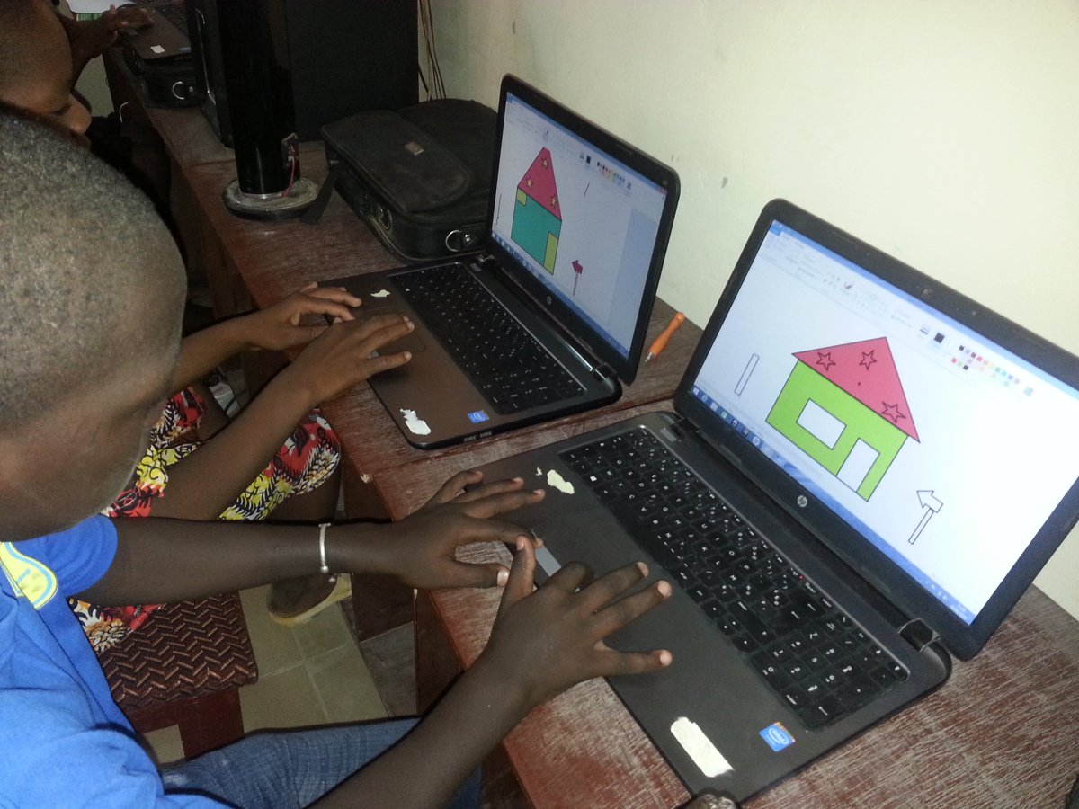 SankoreLabs's tweet photo. Notre projet #CodeML a démarré le lundi 17/06/2016 avec la #Formation en #Informatique pour les #Enfants #Tombouctou https://t.co/ZOnIfleo0K