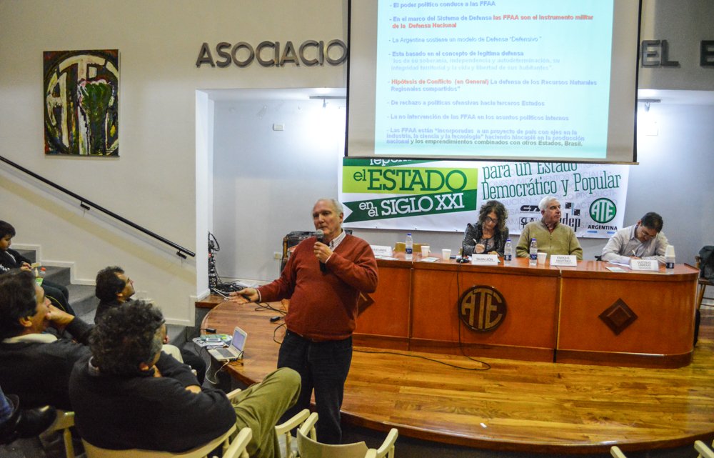 ateprensa's tweet photo. Dia 2 continua la tarde de debate #repensandoelestado El Estado y la producción pública https://t.co/Fiw5mbGE9F