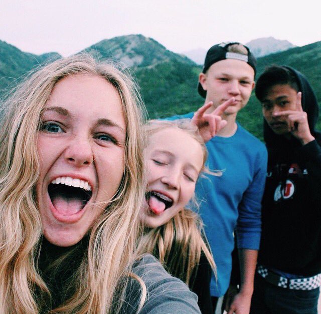 ReaganRosenvall's tweet photo. HAPPY BIRTHDAY EM💜 https://t.co/foqfkxK5m7