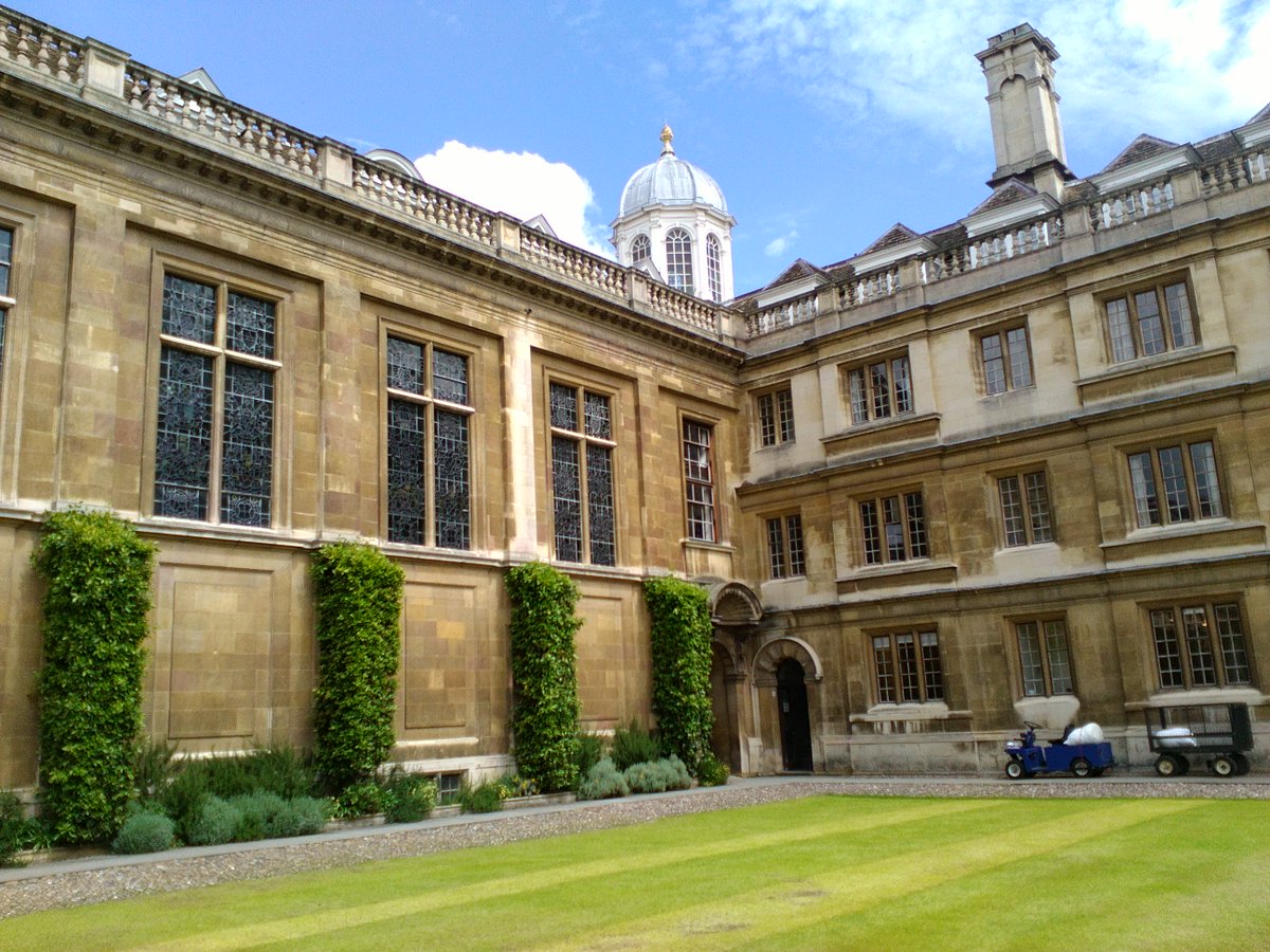 studentleadahs's tweet photo. Year 12 students had a wonderful time in #Oxbridge in their open days. Many thanks for the wonderful hospitality! https://t.co/fuLasmrobP