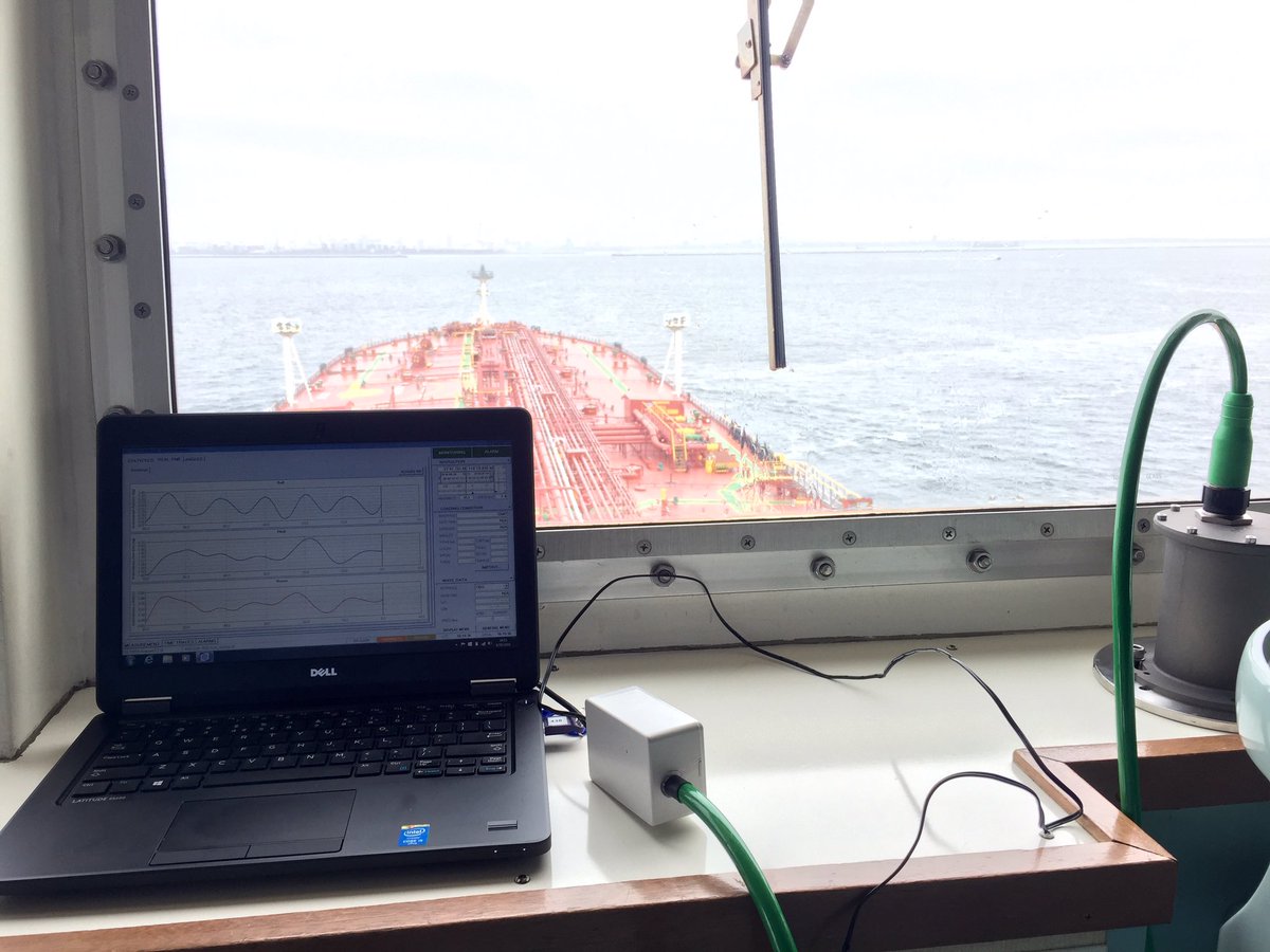 ChartaSoftware's tweet photo. Jacobsen Pilots and our colleague @KarstenUil measuring ship motion on the RED SUN going into @portoflongbeach T121 https://t.co/LdMqKMh8UM