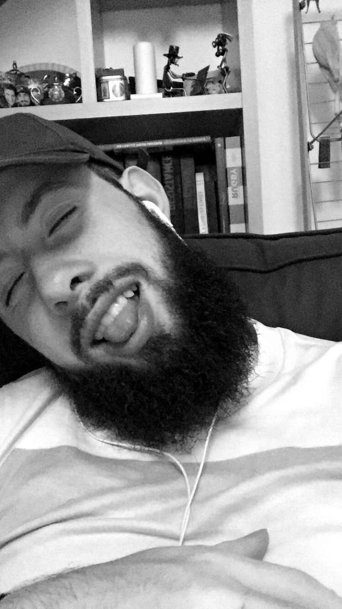 bxstivn's tweet photo. moi plus j'men fou plus j'suis heureux https://t.co/c1Aqb97kId