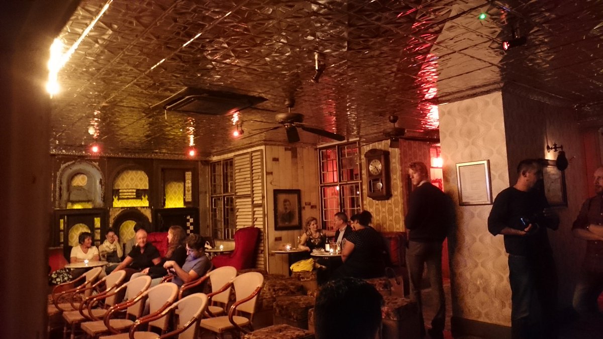 LondonSeries's tweet photo. .@TheLiquorRooms is getting busy! Make sure to grab your seat before #TwistedComedy kicks off. #Dublin https://t.co/zSUY3gUBJj
