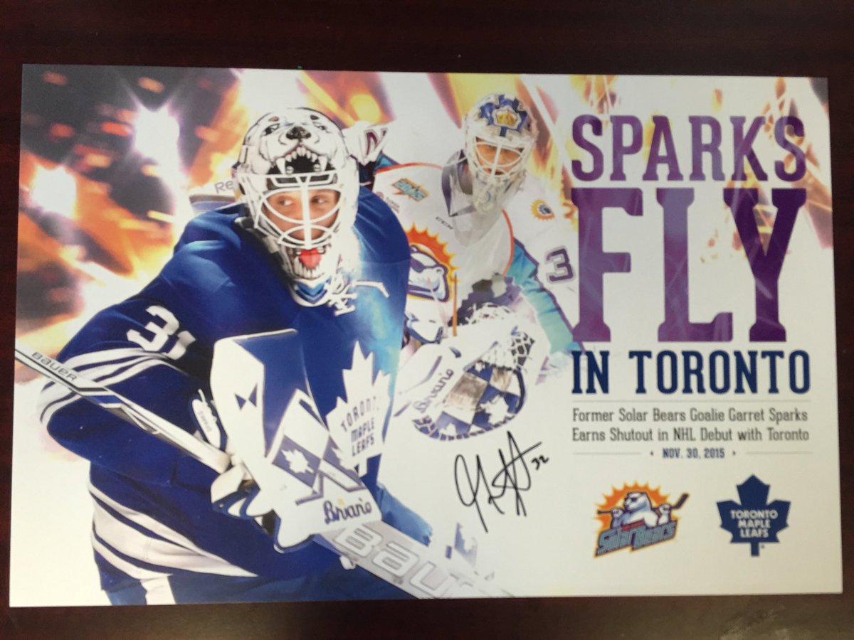 OrlandoHockey's tweet photo. #SocialMediaDay contest! RT to enter to win signed @GSparks40 poster and 4 🎟 to #SolarBears Opening Night (10/22)! https://t.co/dtb2Lq3rUL