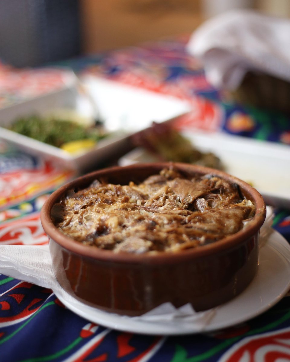 Eventrep's tweet image. Fetar witg the fam without the hassle of the kitchen, at Wahawi #Ramadan Lounge.