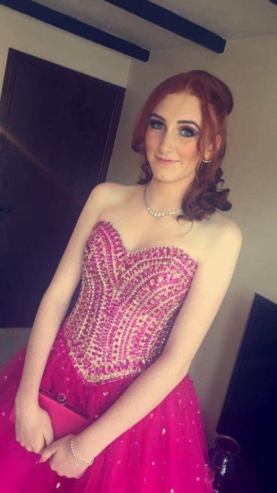 VanillaBeaus's tweet photo. The stunning Tiff looking like a princess! 👌 https://t.co/vn5QVYQEvd