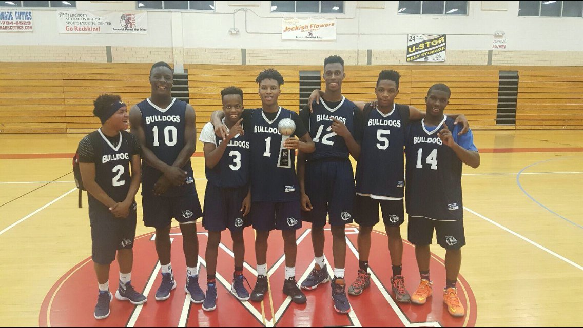 LighthouseIndy's tweet photo. Congratulations ILCS bulldogs! Summer league champs! Summer practice starts 7.10 and 1st game is 11.22! #Bulldogs. https://t.co/qGTE5e0wok