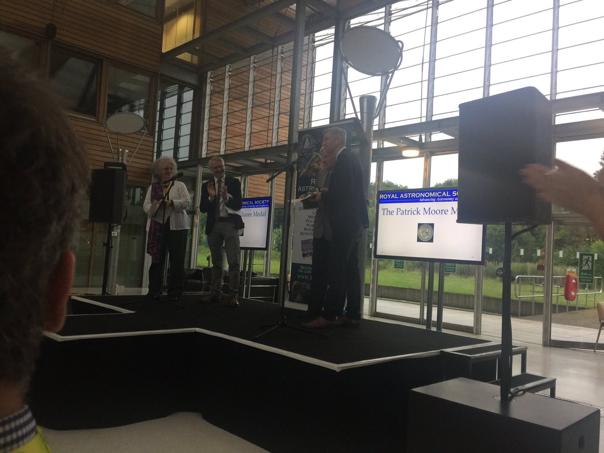 Steve Bush of <a href="/Sackville_EG/">Sackville School, EG</a> wins this year's Patrick Moore Medal for his contribution to astronomy &amp; #STEMed