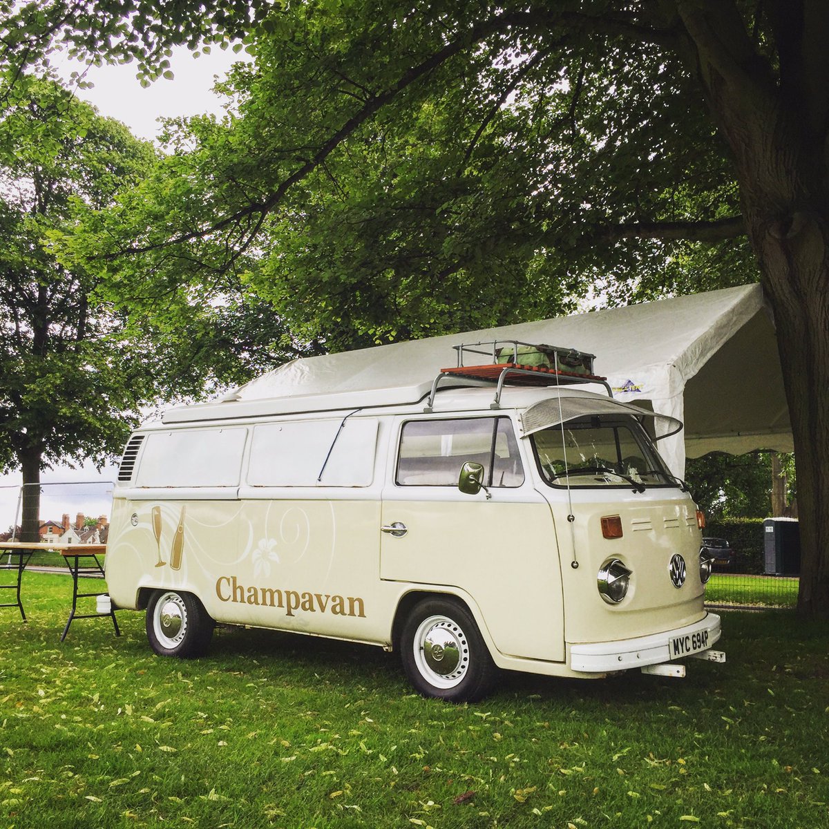 Champavan's tweet image. Thankyou to the organisers of @shrewsfoodfest for a great event for Champavan to attend #fun #bubbles #thankyou