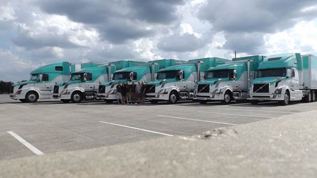 DomeProductions's tweet photo. What is better than 1 Dome Mobile.... 6 Dome Mobiles. #DomeMobiles #WhatAShot #DomeGreen #DomeDrivers https://t.co/HwhzP1j74t