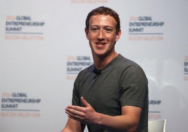 Kimberlyniccol's tweet image. #Facebook&apos;s New #AlgorithmChange Is A Blessing In Disguise buff.ly/29e5Vyc via @forbes #socialmediaday