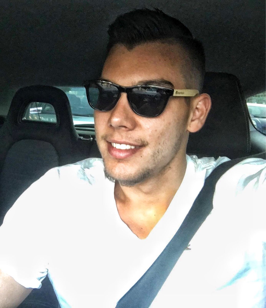 willyhg94's tweet photo. Se acabó lo bueno, vuelta a Madrid!!! Muchas gracias @gafasbamboo por las 😎!! https://t.co/dN1K2uSAV2