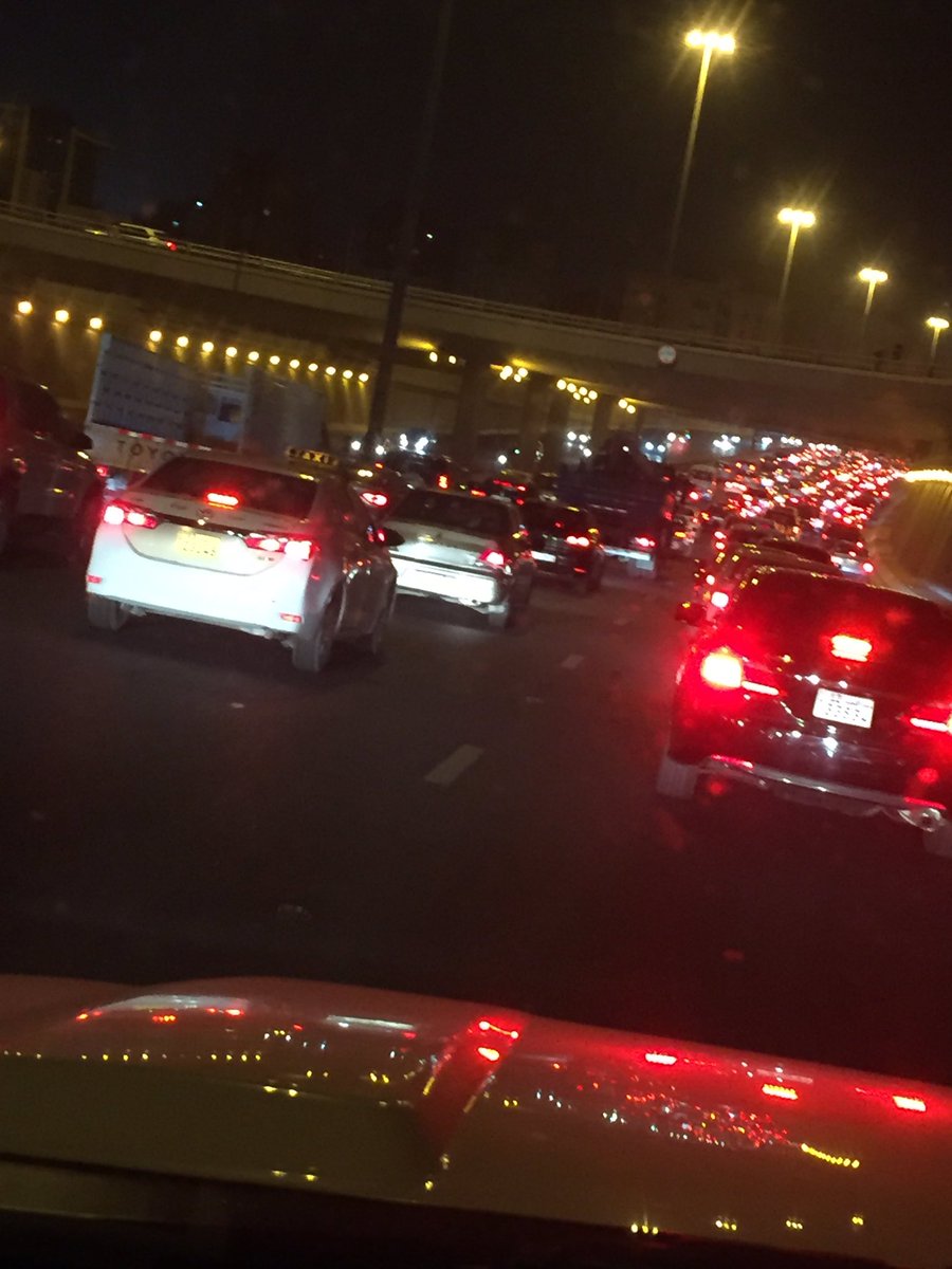 saleh_q884's tweet photo. @q8traffic الدائري الخامس باتجاه دوار البدع حاليا https://t.co/ALcJ5teBV1