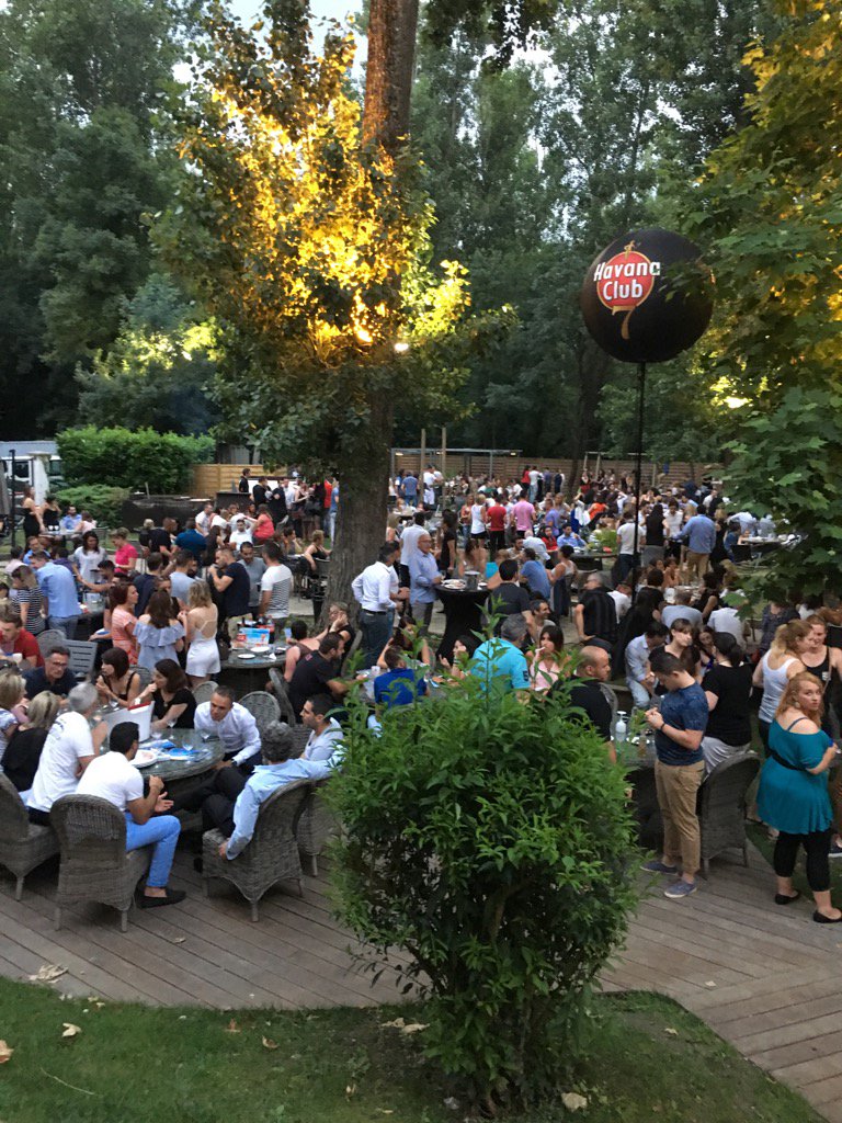 PascalPape's tweet photo. @IleRestaurant très belle soirée 👍👍👍 https://t.co/CMfXzg2s4o
