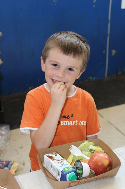 bgcedc's tweet photo. The Club provides a FREE healthy breakfast &amp; snack during the summer via the USDA &amp; CDE. #SocialMediaDay #thankyou https://t.co/pBbOtqt7xa