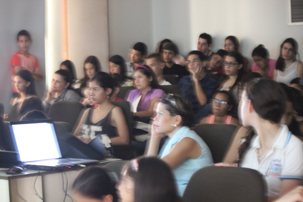 Festival de Jóvenes Violinistas Zulianos durante Conferencia por Ph.D. Francisco Díaz <a href="/festivaljvz/">festivaljvz</a>